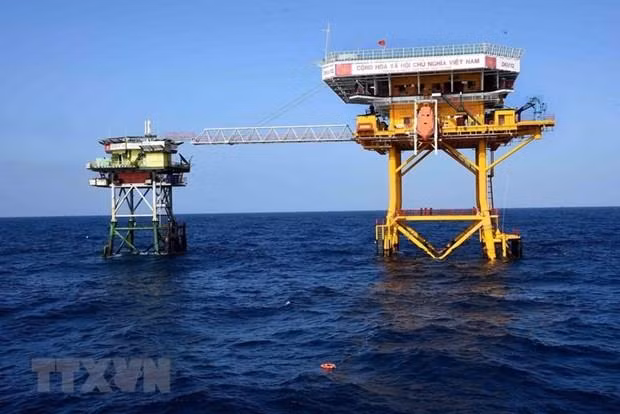 Condenan analistas internacionales acciones ilegales de China en el Mar del Este ảnh 1