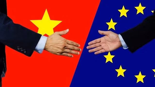 Con EVFTA, Vietnam acelera con viento en popa hacia la integración internacional ảnh 3