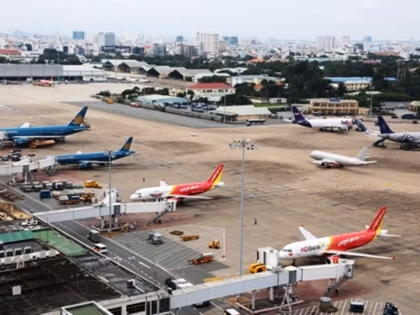 Industria de aviación de Vietnam se esfuerza para un mayor desarrollo ảnh 1 Industria de aviación de Vietnam se esfuerza para un mayor desarrollo ảnh 1
