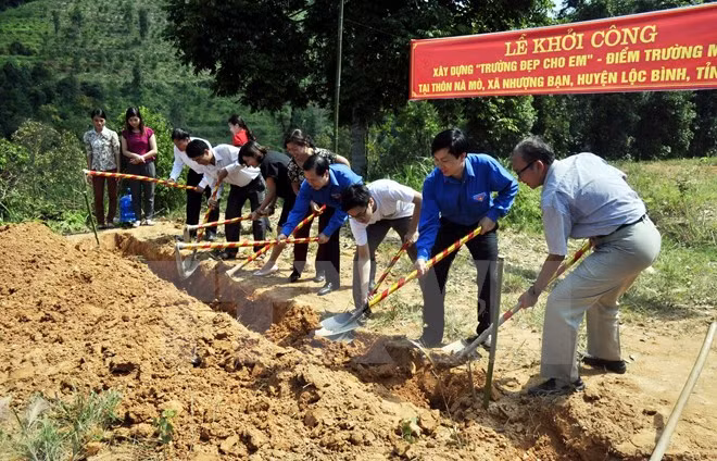 Campaña de voluntarios brinda Tet a todos ảnh 1
