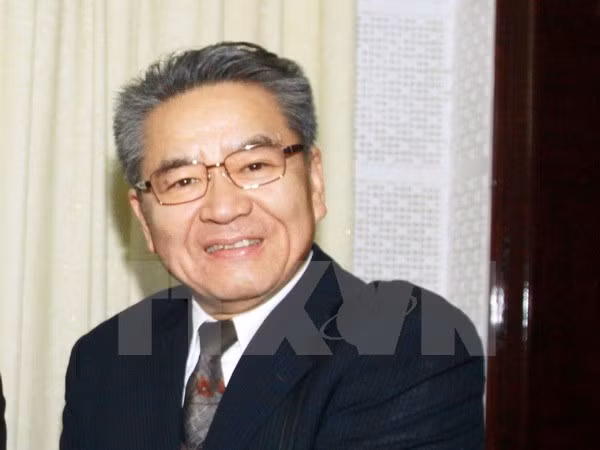 Dirigente japonés elogia avance de Vietnam bajo liderazgo del Partido Comunista ảnh 1