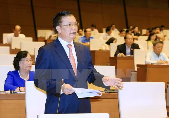 Vietnam evalúa medidas ante caída del precio del petróleo ảnh 1