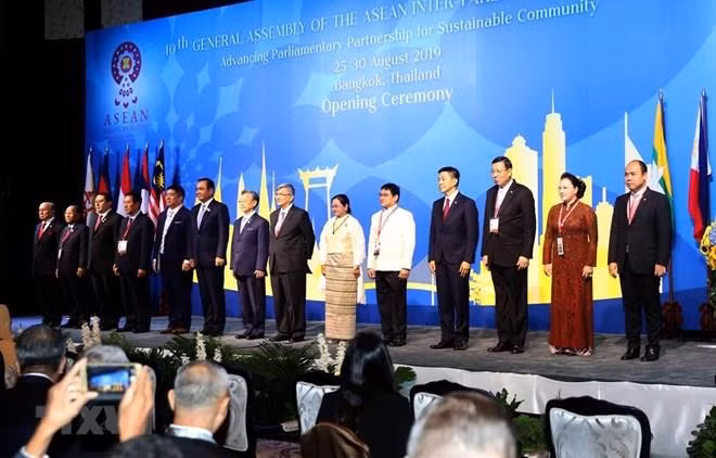 Envía máximo dirigente de Vietnam carta de felicitación al presidente de la AIPA ảnh 1