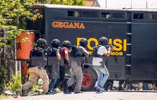 Detienen en Indonesia a un presunto extremista islámico en Día de la Independencia ảnh 1