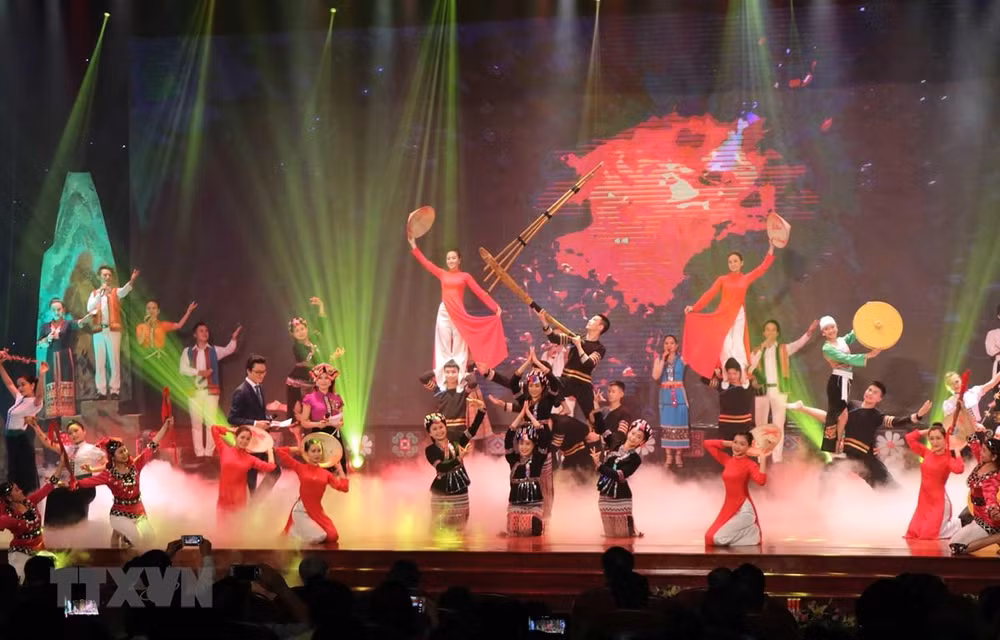 Efectúan en Vietnam Festival Cultural de la etnia Cham ảnh 1
