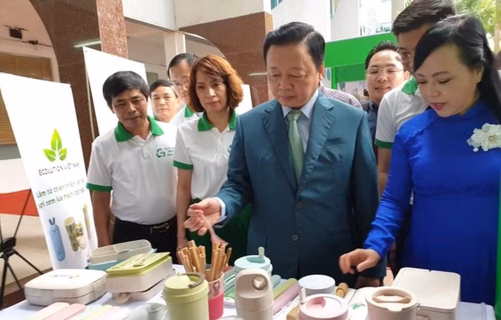 Amplían en Vietnam campaña para la reducción del uso de productos plásticos ảnh 1