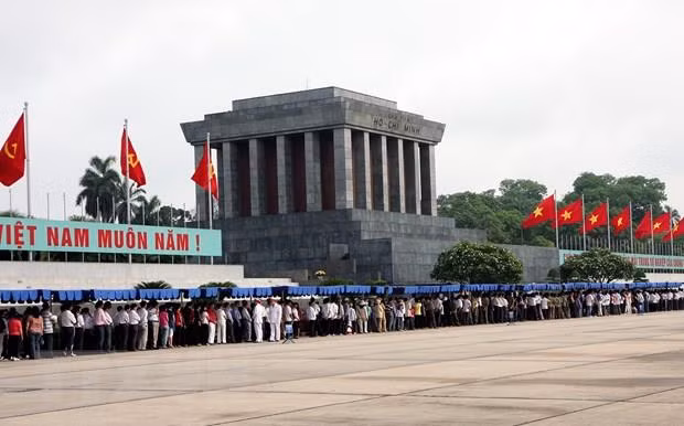 Visitaron casi 58 millones de personas el Mausoleo de Ho Chi Minh ảnh 1 Visitaron casi 58 millones de personas el Mausoleo de Ho Chi Minh ảnh 1
