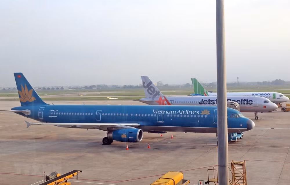 Ofrecen aerolíneas de Vietnam 242 mil asientos adicionales durante vacaciones por Día Nacional ảnh 1