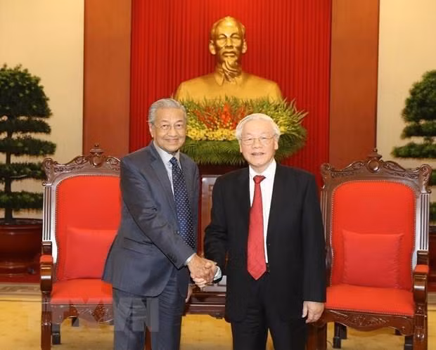 Prioriza Vietnam asociación estratégica con Malasia, afirma máximo dirigente ảnh 1