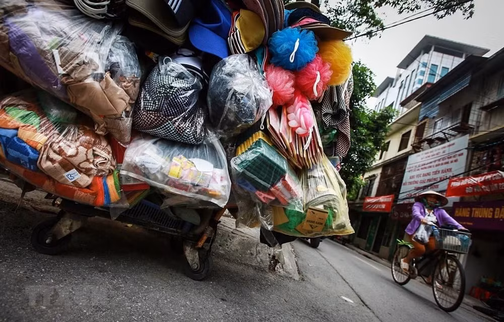 Intensifica Vietnam combate contra polución marítima por desechos plásticos ảnh 1
