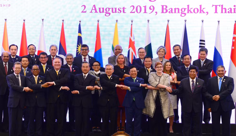 Llama Vietnam a construir nueva visión del Foro Regional de ASEAN ảnh 1