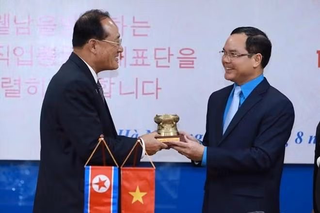 Proyectan Vietnam y Corea del Norte fomentar cooperación en actividades sindicales ảnh 1