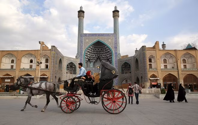 Ciudad iraní aspira fomentar cooperación turística con Vietnam ảnh 1 Ciudad iraní aspira fomentar cooperación turística con Vietnam ảnh 1