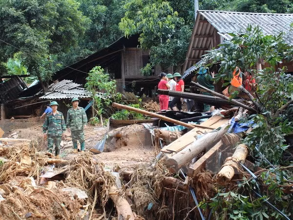 Inundaciones ocasionan graves pérdidas en provincia vietnamita de Hoa Binh ảnh 1