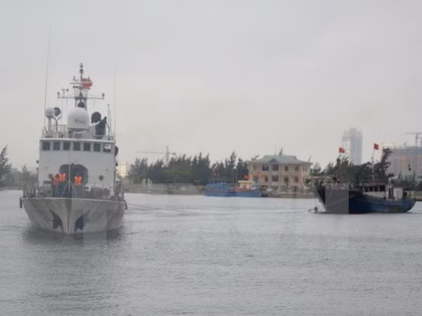 Vietnam acelera búsqueda de marinero desaparecido en aguas nacionales por naufragio ảnh 1 Vietnam acelera búsqueda de marinero desaparecido en aguas nacionales por naufragio ảnh 1