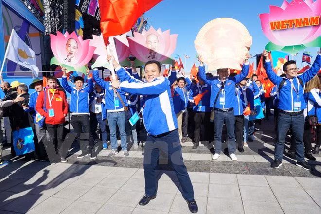 Delegación vietnamita desarrolla actividades en XIX Festival Mundial de Juventud y Estudiantes ảnh 1