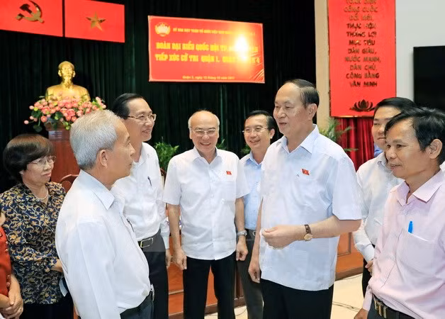 Presidente de Vietnam dialoga con votantes en Ciudad Ho Chi Minh ảnh 1
