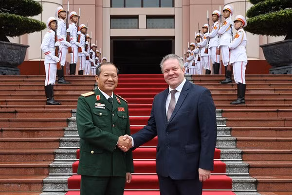 Vietnam y Rusia intensifican la cooperación en la técnica militar ảnh 1