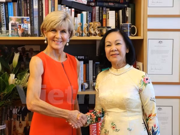 Delegación del Partido Comunista de Vietnam visita Australia ảnh 1