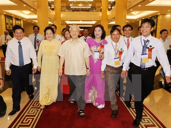 Exaltan contribuciones de agricultores vietnamitas a la renovación nacional ảnh 1
