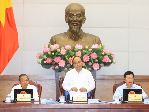 Primer ministro de Vietnam pide priorizar créditos a áreas prioritarias ảnh 1 Primer ministro de Vietnam pide priorizar créditos a áreas prioritarias ảnh 1