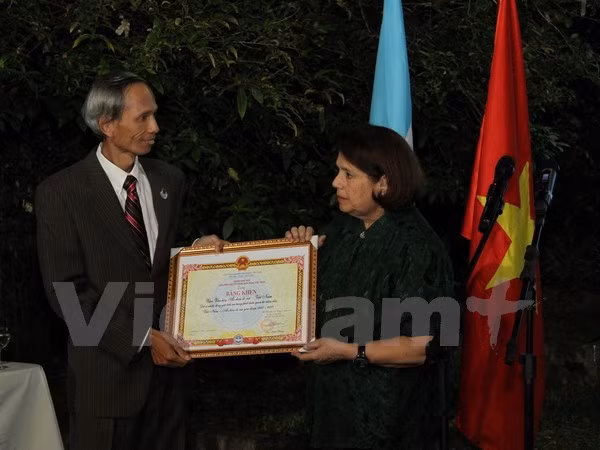 Celebran XX aniversario del Instituto de Cultura Argentino-Vietnamita ảnh 1