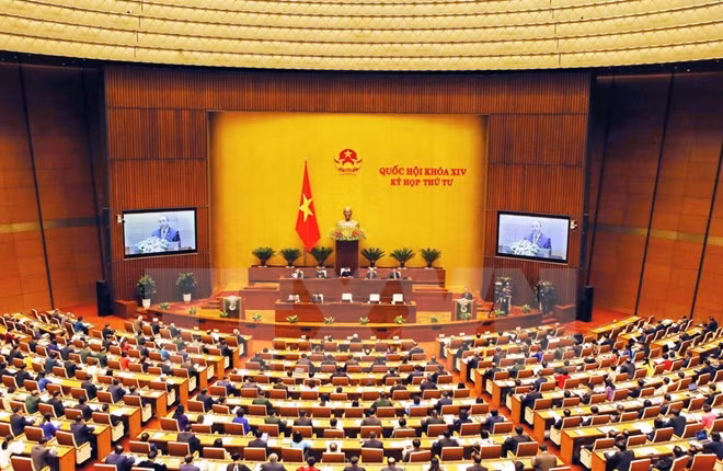 Parlamento vietnamita aprueba designación de miembros del gabinete y analiza proyectos de leyes ảnh 1 Parlamento vietnamita aprueba designación de miembros del gabinete y analiza proyectos de leyes ảnh 1