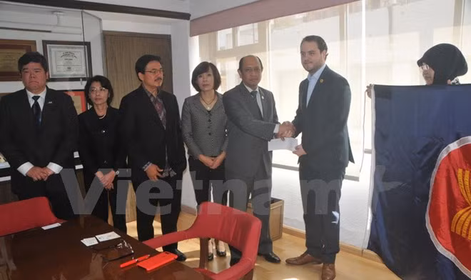 ASEAN brinda asistencia a víctimas de terremotos en México ảnh 1