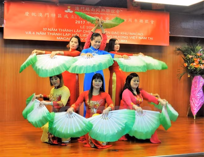 Celebran IV aniversario de fundación de Asociación de Amistad de Vietnamitas en Macao ảnh 1 Celebran IV aniversario de fundación de Asociación de Amistad de Vietnamitas en Macao ảnh 1
