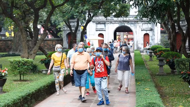 Turismo de Vietnam por fortalecer calidad de recursos humanos ảnh 2