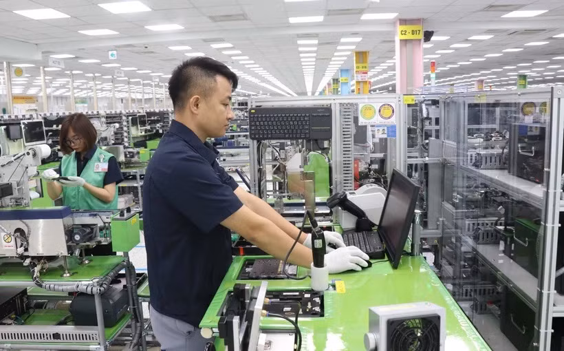 Vietnam desea cooperar con Samsung en desarrollo de semiconductores ảnh 1 Vietnam desea cooperar con Samsung en desarrollo de semiconductores ảnh 1