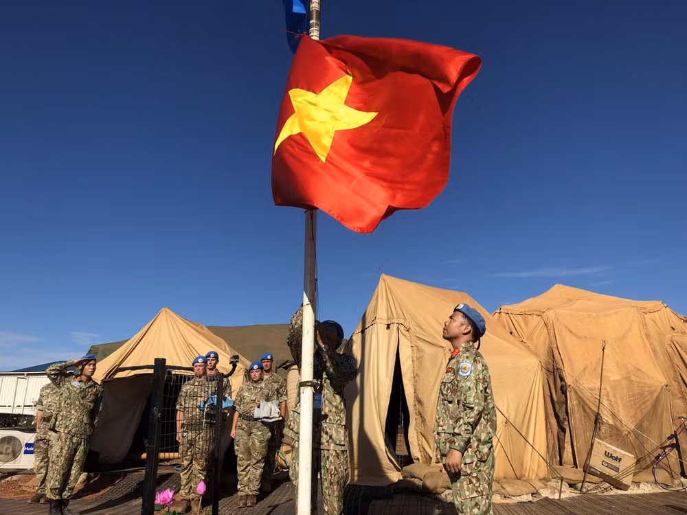 Difunden imagen del Ejército Popular de Vietnam en el ámbito internacional ảnh 1