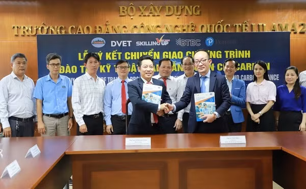 Primera institución en Vietnam en ofrecer capacitación en créditos de carbono ảnh 1