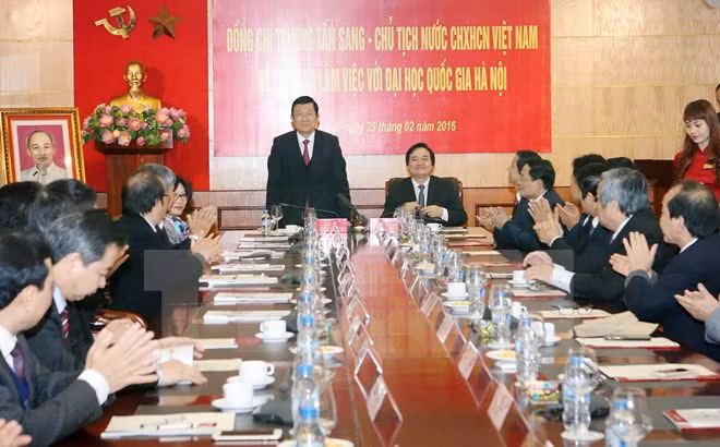 Presidente urge mayor contribución de la Universidad Nacional de Hanoi ảnh 1