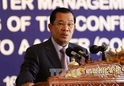 Equipa Camboya con vehículos blindados su fuerza de paz en Mali ảnh 1