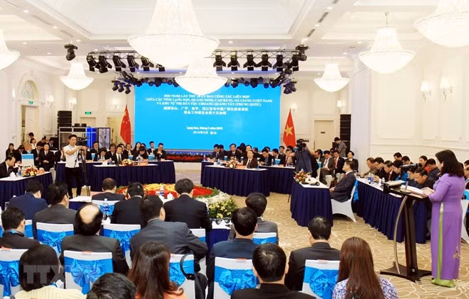 Provincias vietnamitas y región autónoma china acuerdan incrementar cooperación ảnh 1