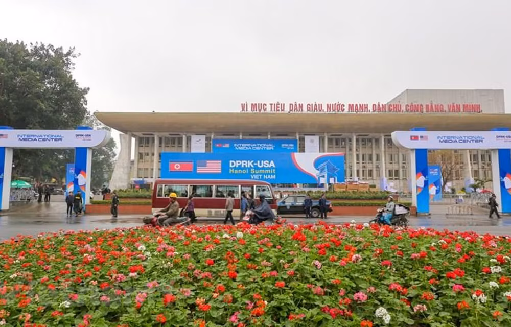 Resalta prensa internacional óptimas condiciones técnicas de Cumbre EE.UU.-RPDC en Vietnam ảnh 1