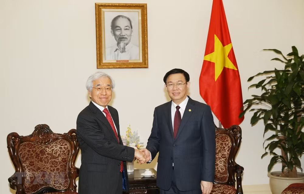 Aspira Vietnam a recibir asistencia japonesa en reestructuración de bancos débiles ảnh 1