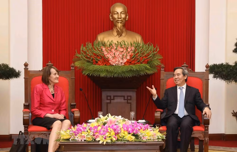Propone Vietnam continua asistencia de Canadá al enfrentamiento al cambio climático ảnh 1
