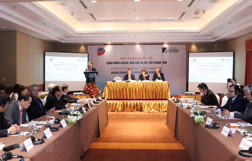 Debaten en Vietnam sobre identidad y papel de la ASEAN en la región ảnh 1