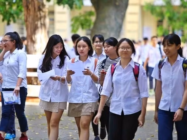 Inauguran primera exposición británica en Vietnam sobre educación ảnh 1