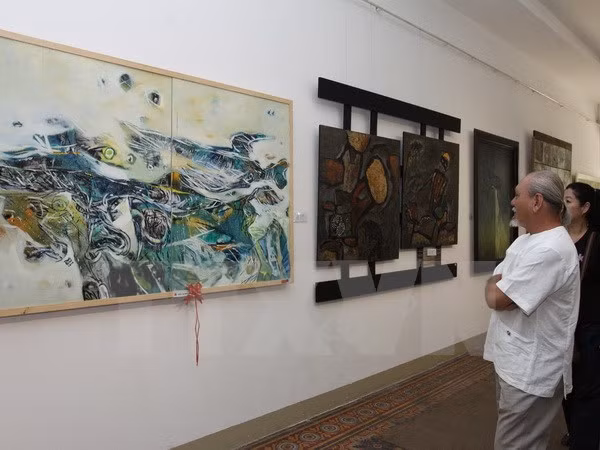 Exhibición sobre legado literario del gran poeta Nguyen Du ảnh 1