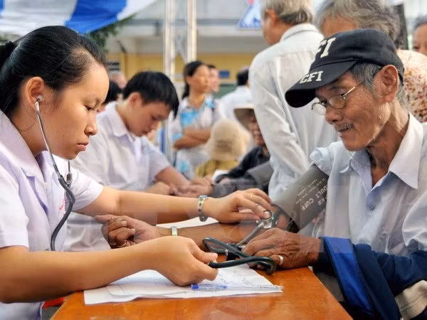 Vietnam: Número de mujeres ancianas mayor que hombres de edades avanzadas ảnh 1