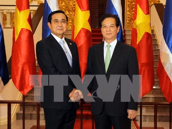 Felicita Vietnam a Tailandia por Día Nacional ảnh 1