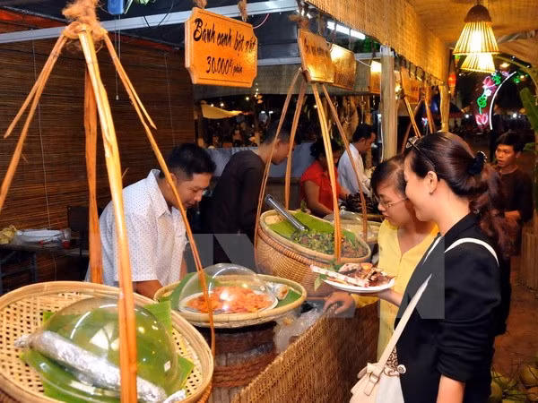 Amantes vietnamitas de culinaria degustan platos del mundo ảnh 1 Amantes vietnamitas de culinaria degustan platos del mundo ảnh 1