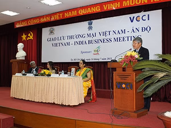 Aceleran Vietnam e India ritmo de cooperación comercial ảnh 1