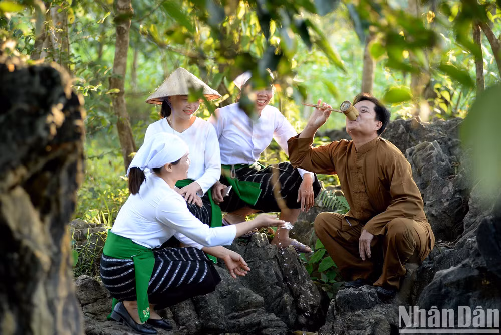 Ritual “Cham do ho” del grupo étnico tho ảnh 1