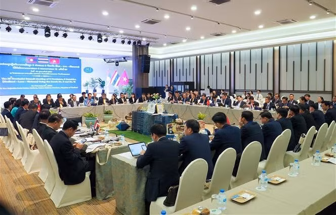 Promueven mecanismo cooperativo entre provincias de Vietnam, Laos y Tailandia ảnh 1