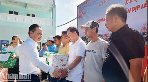 Localidad vietnamita alienta faena en mar y lucha contra pesca ilegal ảnh 1