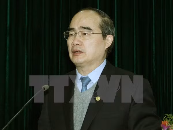 Dirigente vietnamita aspira a mayor cooperación del Instituto suizo en cibernética ảnh 1